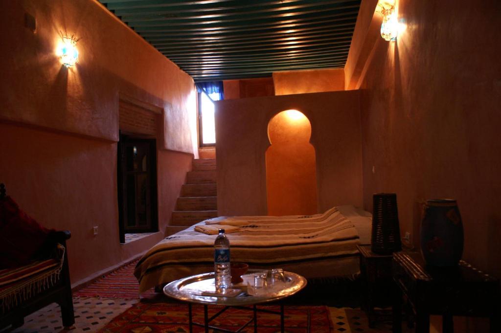 Riad Felloussia แมกเนส ห้อง รูปภาพ