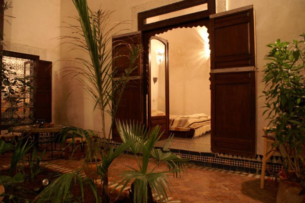 Riad Felloussia แมกเนส ห้อง รูปภาพ